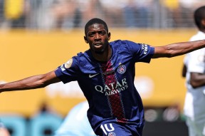 乐鱼体育app-包含转折点！巴黎圣日耳曼单刀错失；NBA常规赛窗口期攻防权衡；更衣室稳定；身体对抗强度拉满的词条-乐鱼体育app