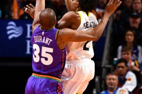 乐鱼体育app-NBA常规赛赛程吃紧，菲尼克斯太阳国际比赛日刷新队史纪录，赛场秩序良好，团队化学反应显著的简单介绍-乐鱼体育app